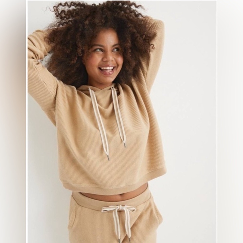 Aerie Love Corded Ribbed Cropped Sweatshirt size L